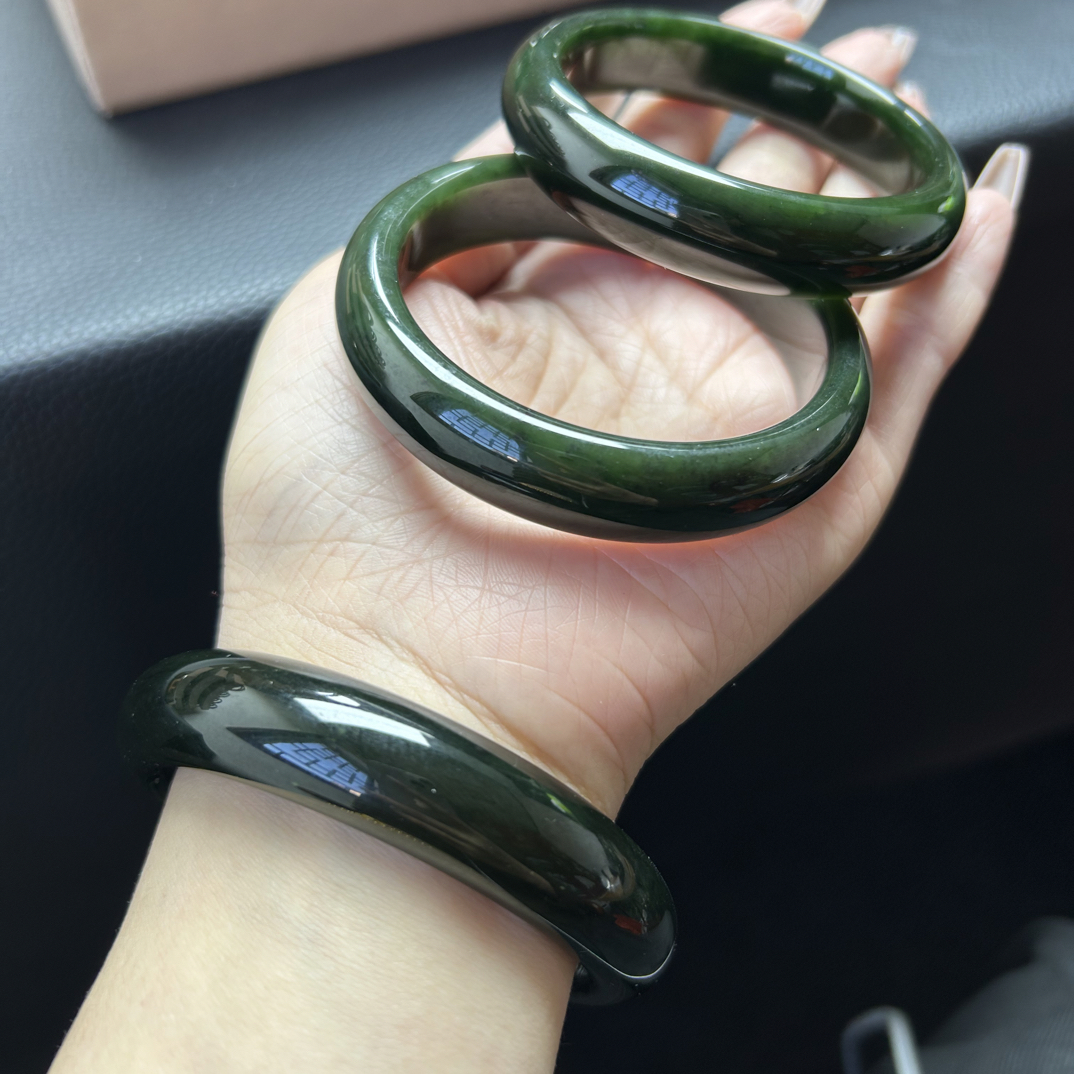 和田玉碧玉红皮老矿料宽胎手镯多样性拍一发一