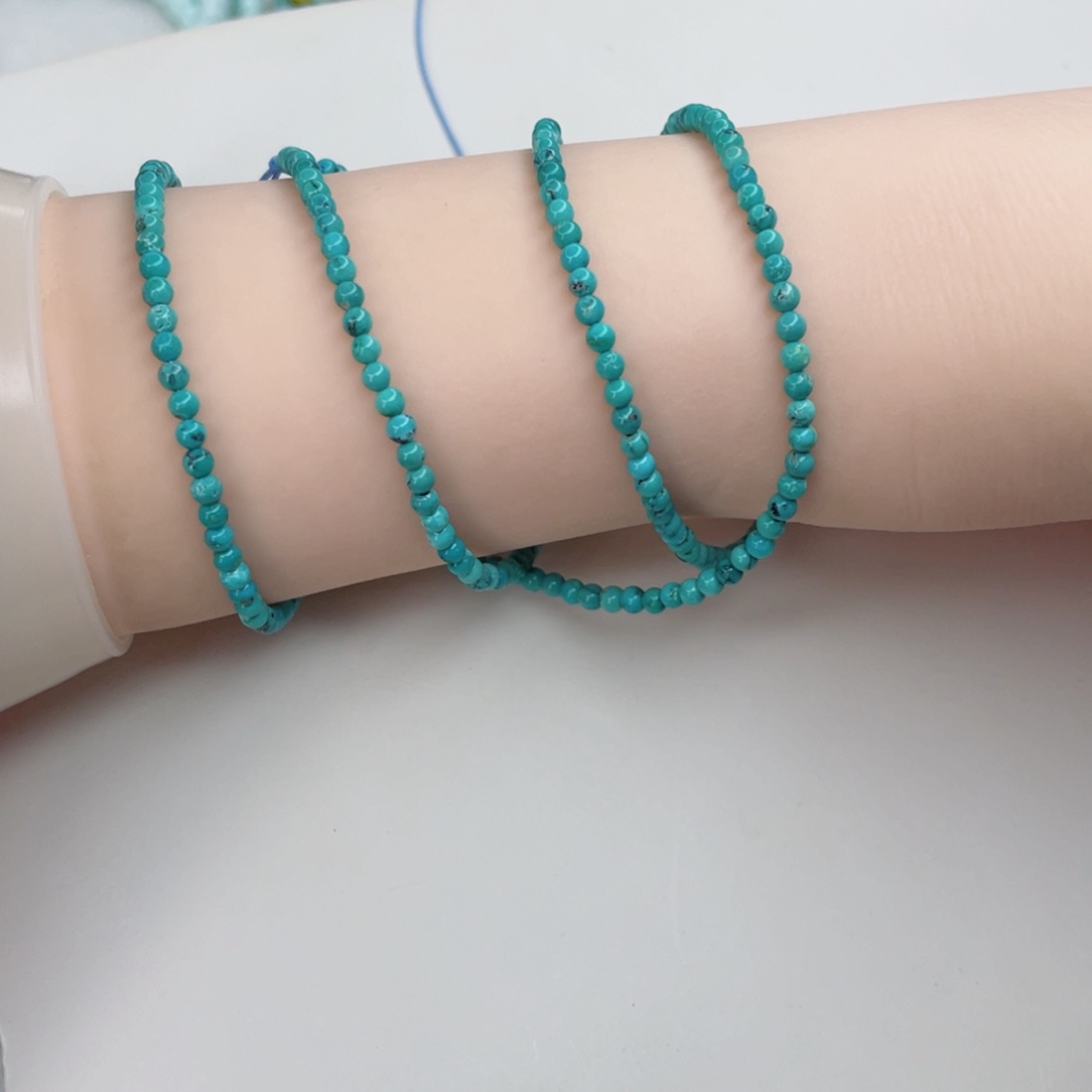 绿松石颈饰未镶嵌