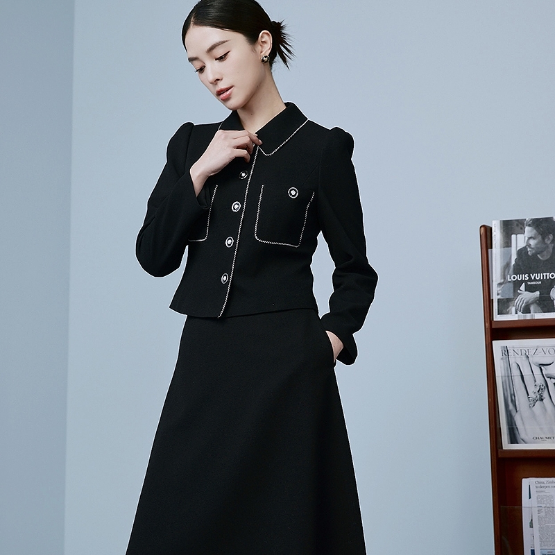 2025年新款赫本风撞色小西装上衣显瘦正肩设计感-MOGB02WJK046B11