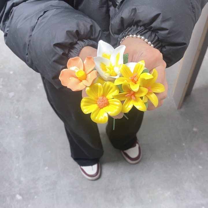 摆件陶瓷材料的分类与