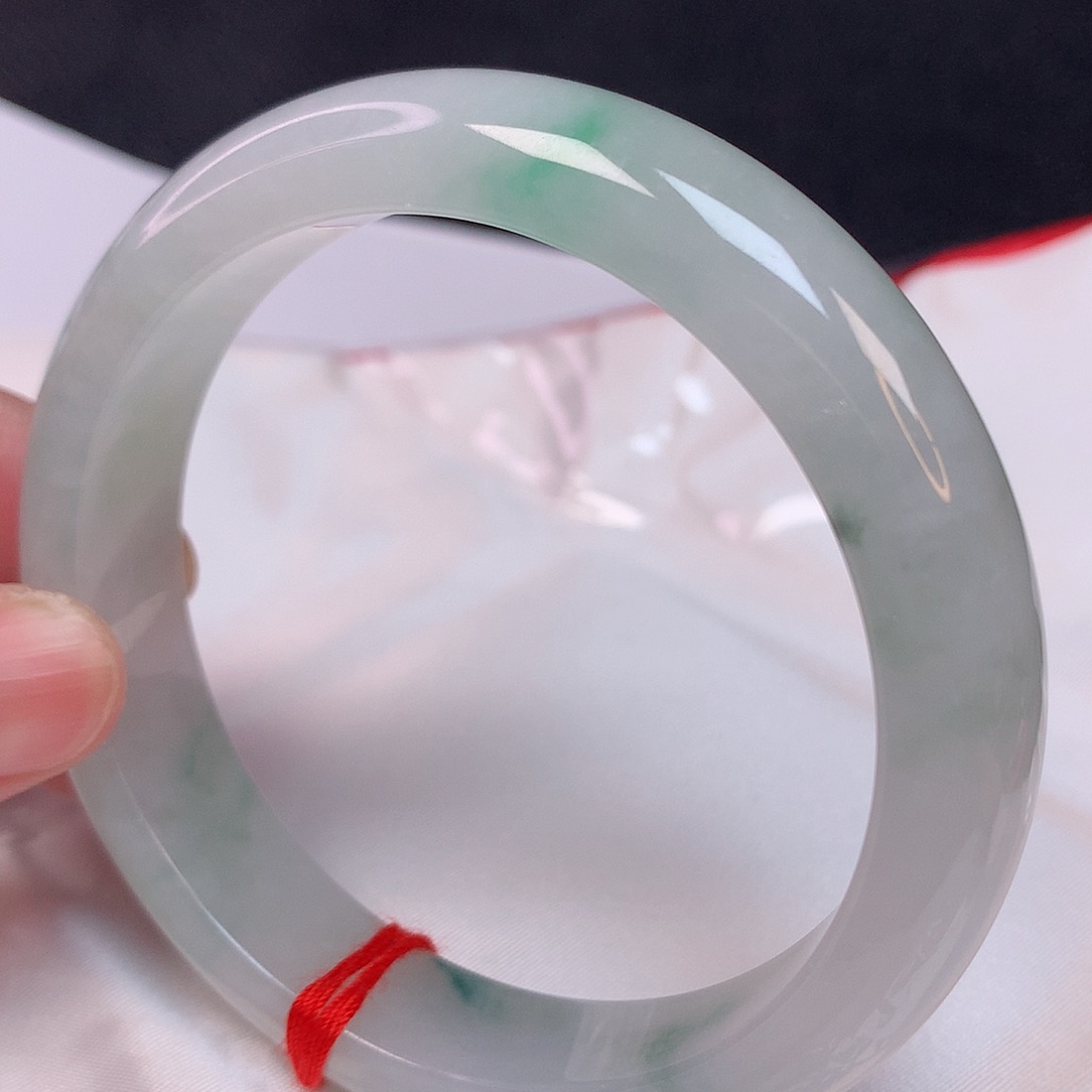 翡翠手镯未镶嵌60 翡翠手镯