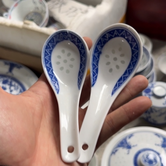 碗景德镇高温细白瓷