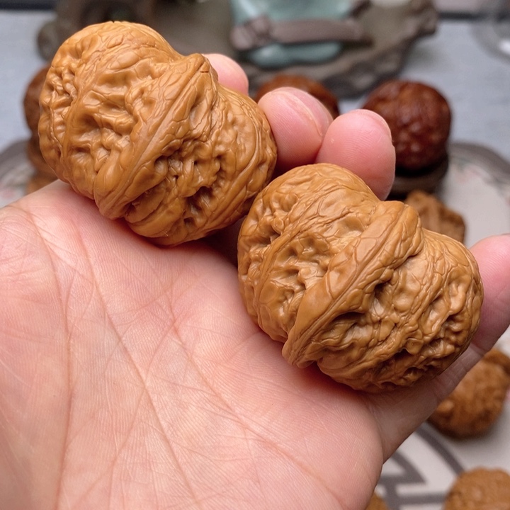 【闪购商品】文玩核桃把件元宝44