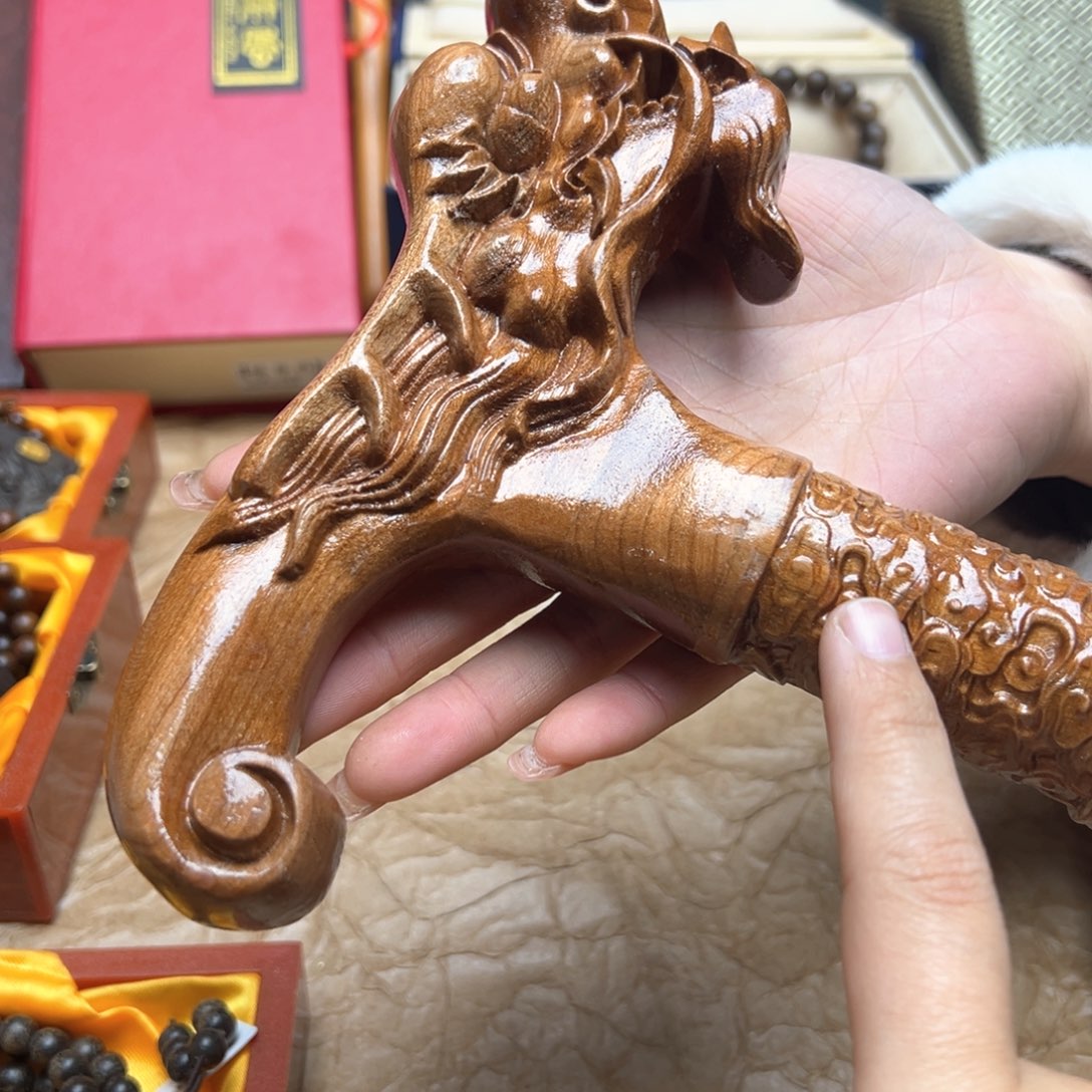 大叶紫檀（黑酸枝木类）