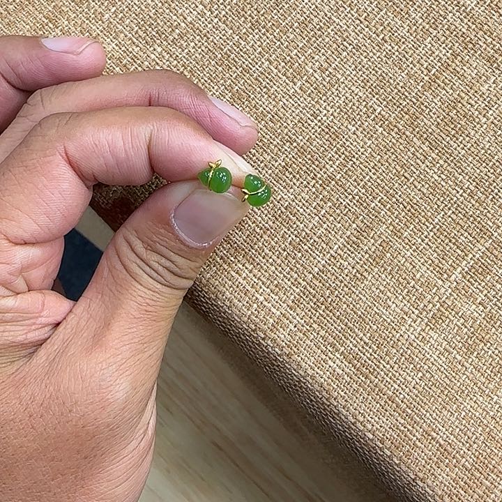 和田玉（碧玉）颈饰18K金镶嵌