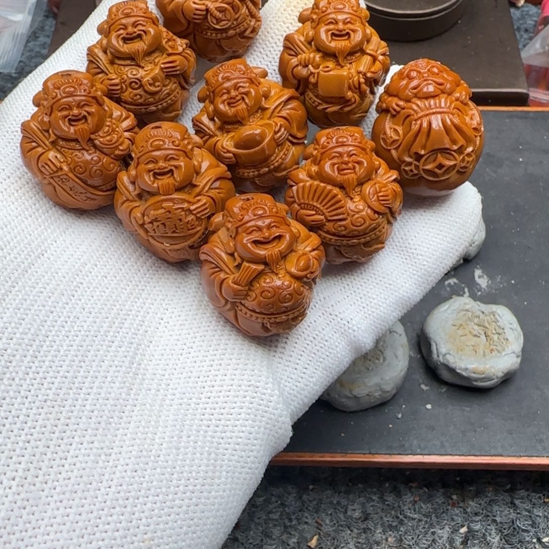 橄榄核吊坠……………………