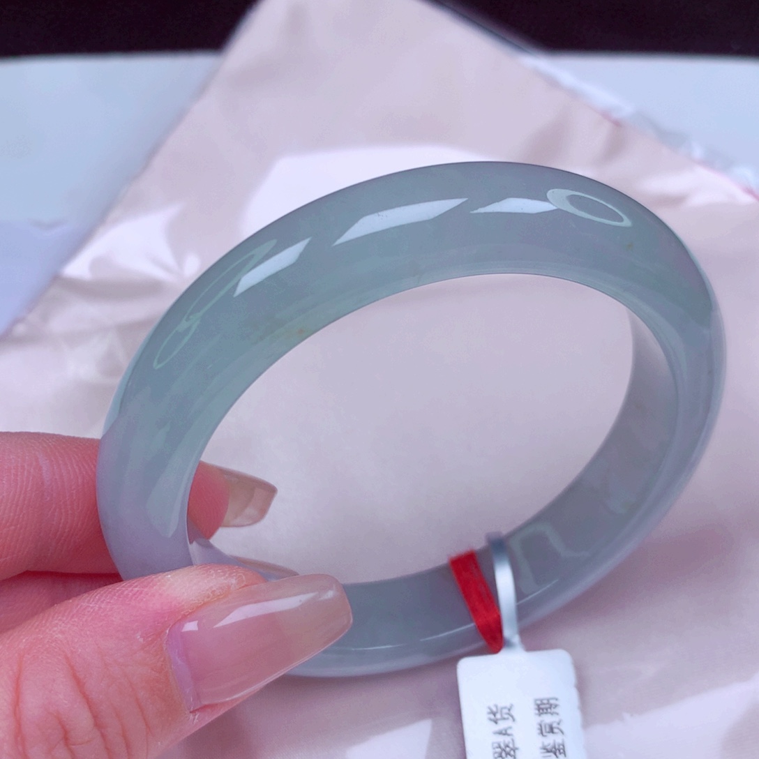 翡翠未镶嵌手镯手镯