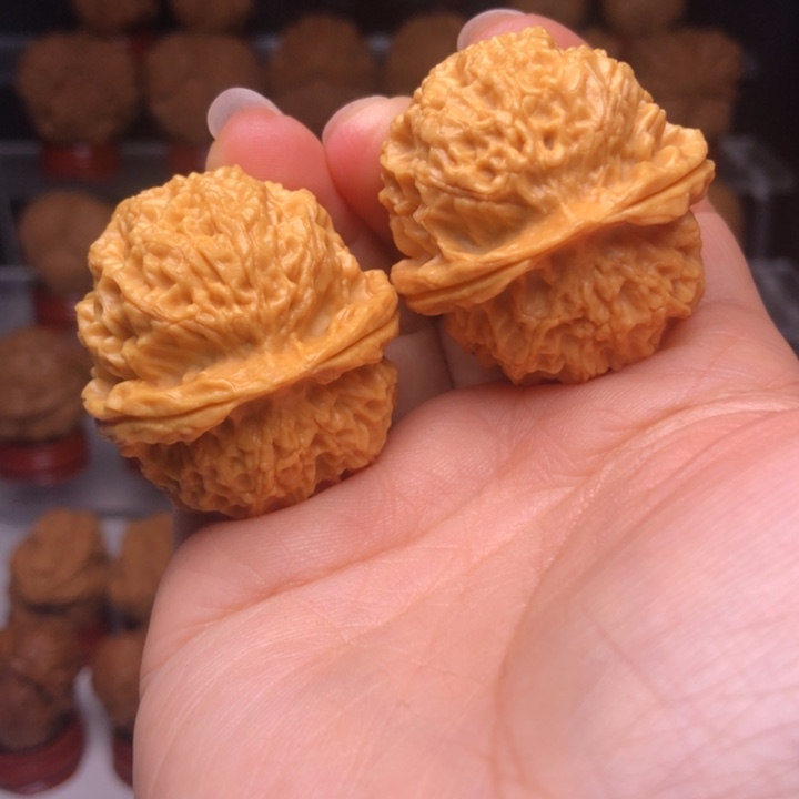 吊坠文玩核桃7珊瑚绣球