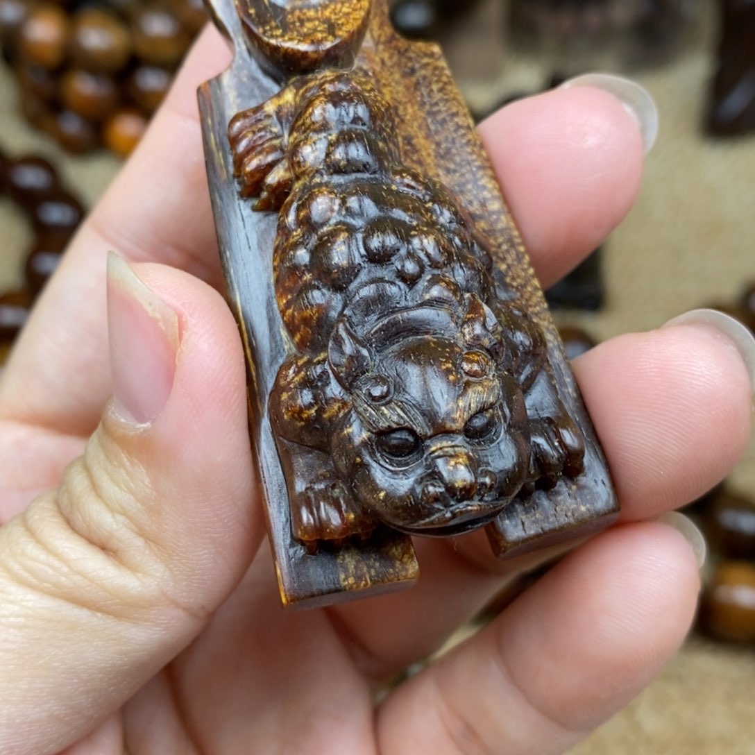 贡木其他风*石巴布亚新几内亚贡献