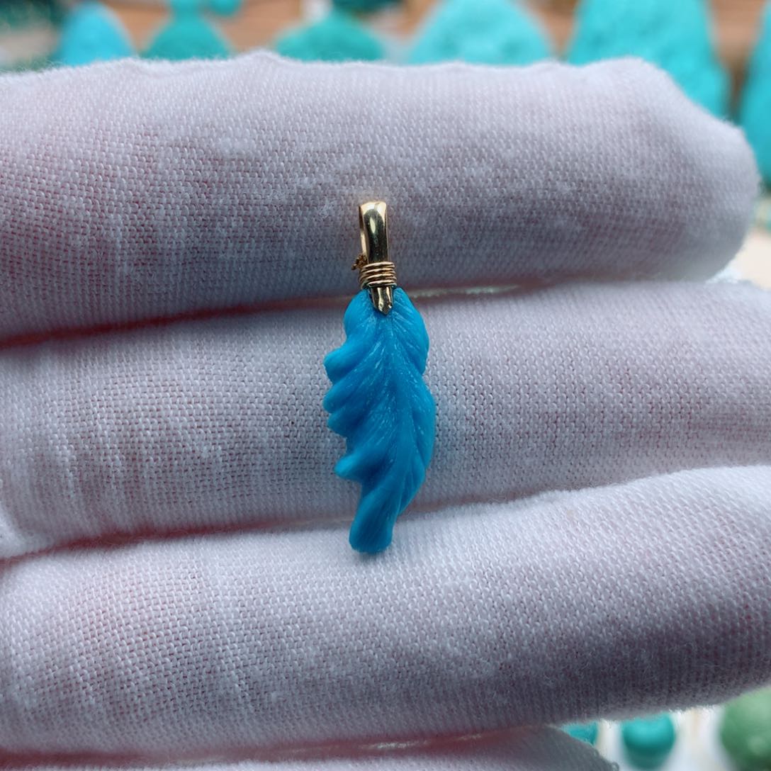 绿松石颈饰18K金镶嵌