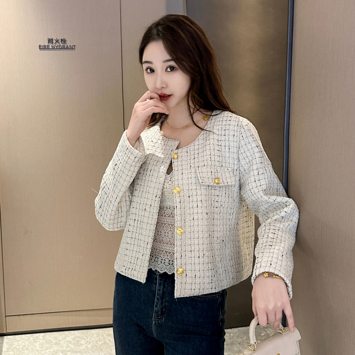 气质网红洋气短款时尚女装（以直播为准）乱拍不发货