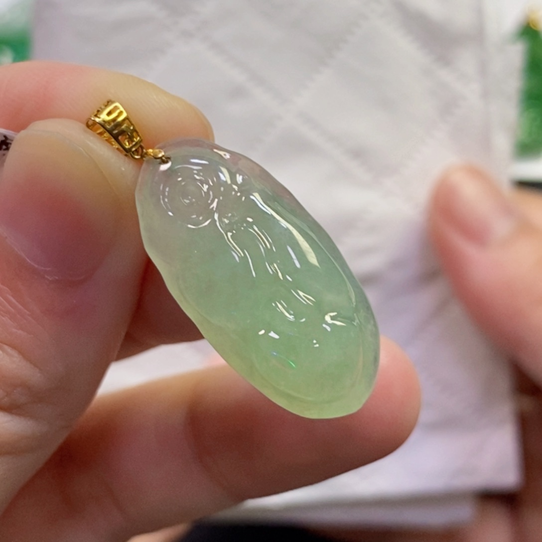 翡翠未镶嵌吊坠(不含链)