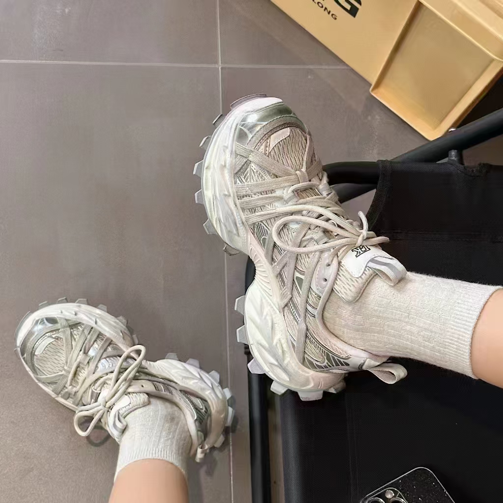 休闲时尚女款老爹鞋6739