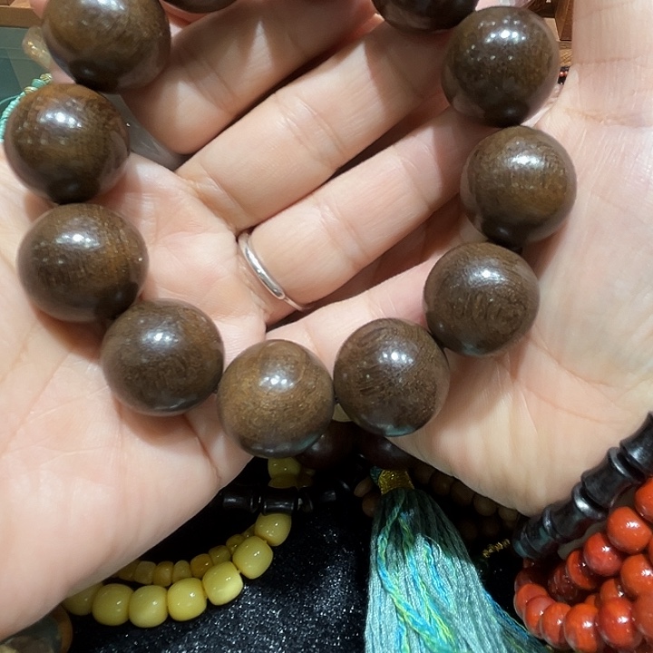 吊坠佛心果精工制作大尺寸手串