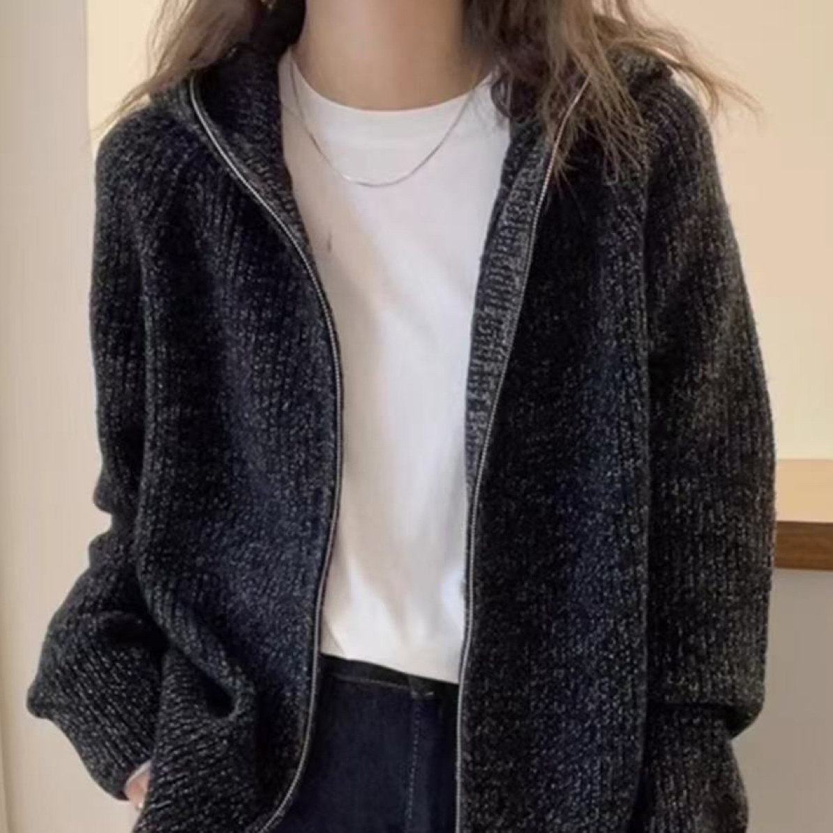 时髦复古减龄连帽拉链毛衣女保暖舒适加厚外穿长袖6695