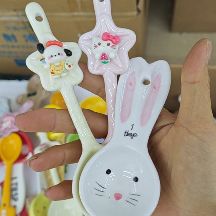 妍***妍微瑕陶瓷不退不换满20包邮，磕碰售后附带开箱视频方可售后