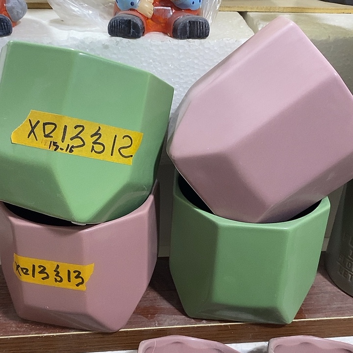 陶盆有孔 瑕疵针孔漏釉介意勿拍口 高