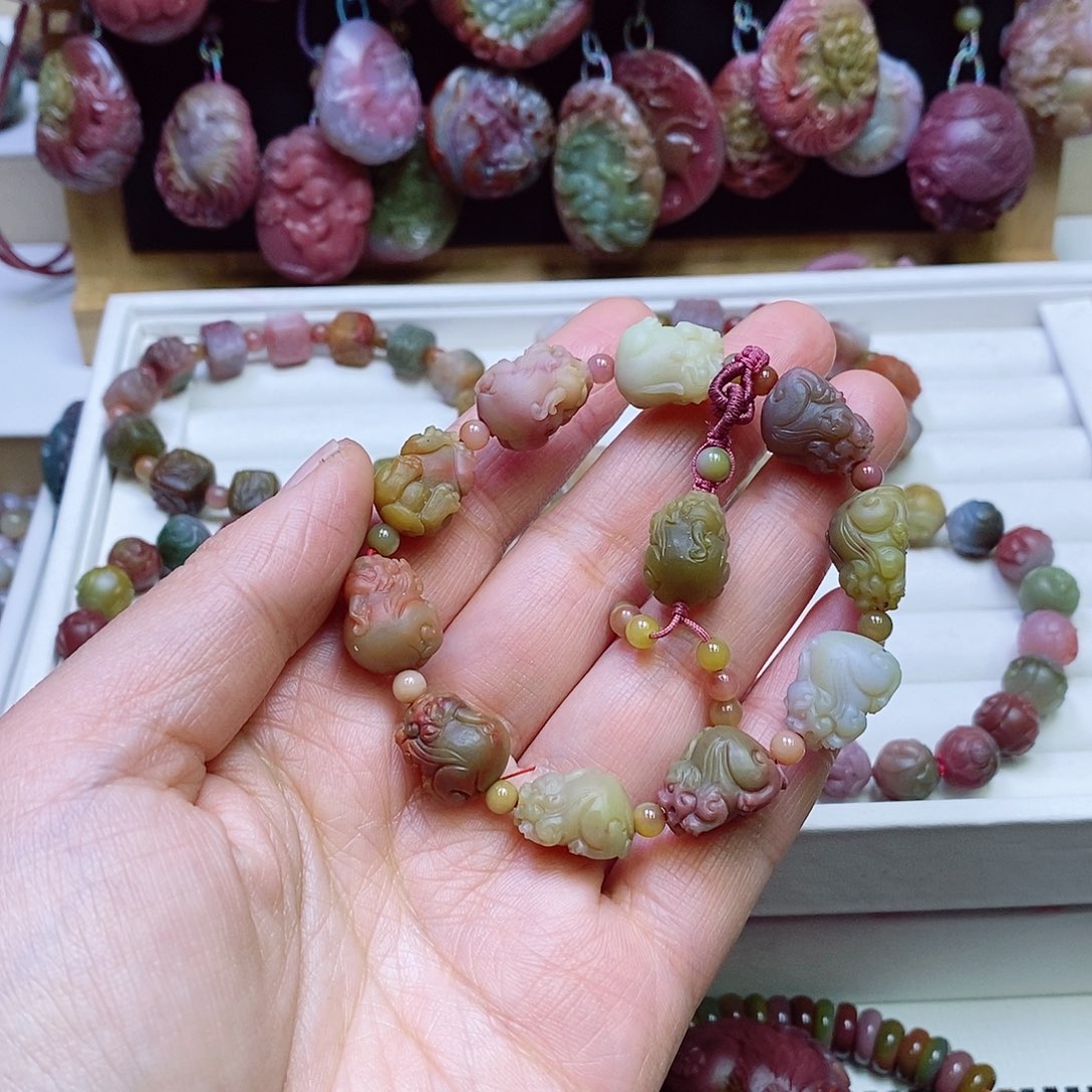 玛瑙/玉髓盐源玛瑙手链未镶嵌