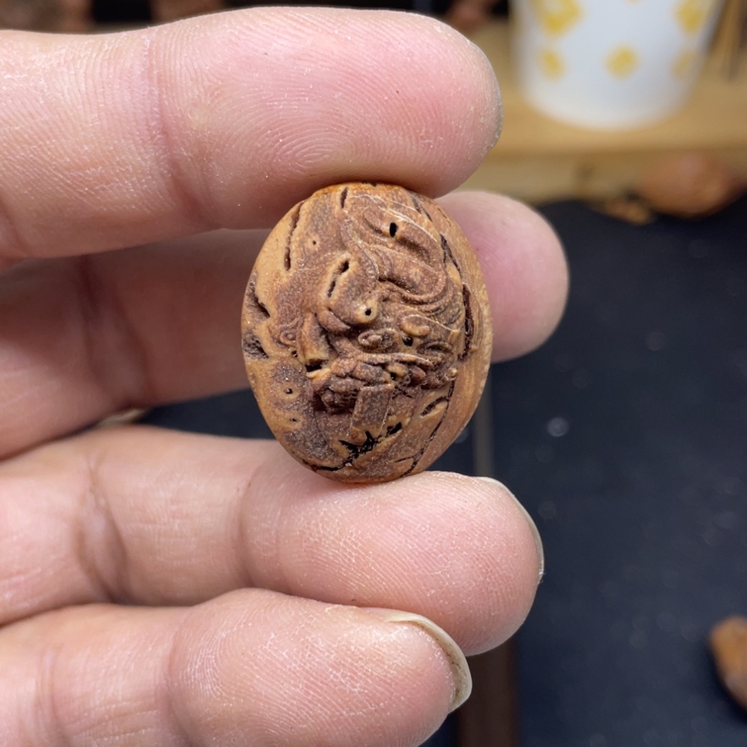 桃核雕刻普贤菩萨