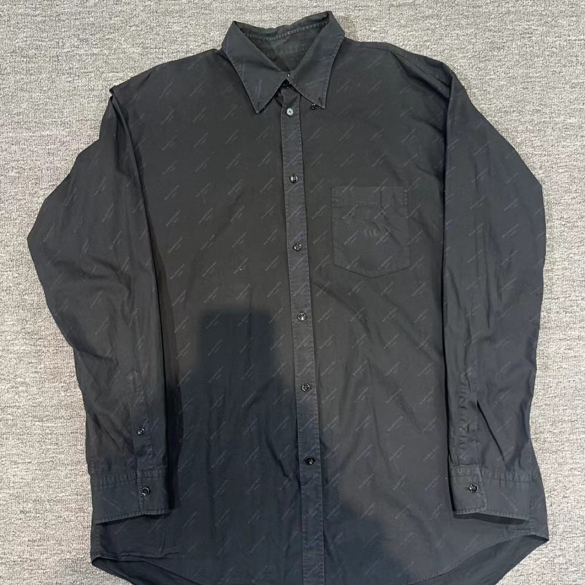 99新 Balenciaga/巴黎世家 弹幕字母logo衬衫长袖/尺码：42