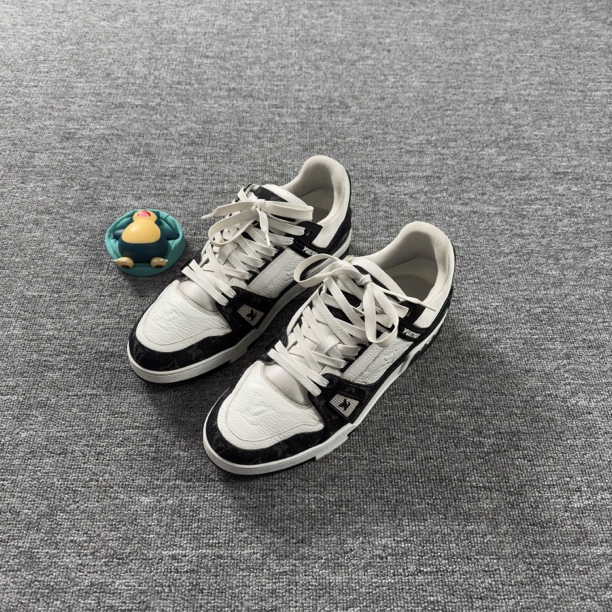 95新 LouisVuitton/路易威登 LV Trainer黑白牛仔 熊猫配色/42码