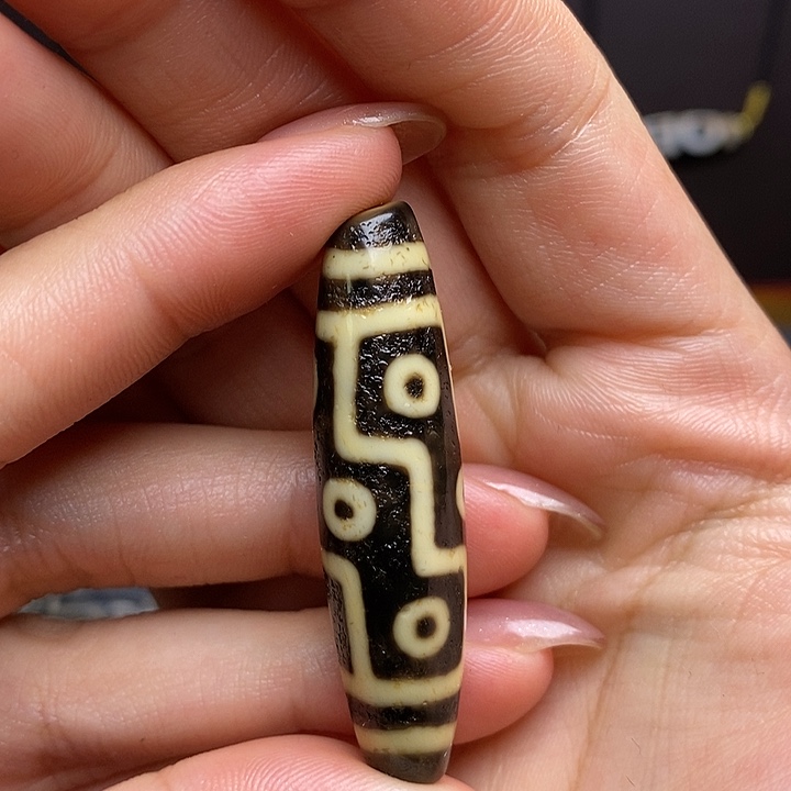 玛瑙/玉髓颈饰未镶嵌草****狼