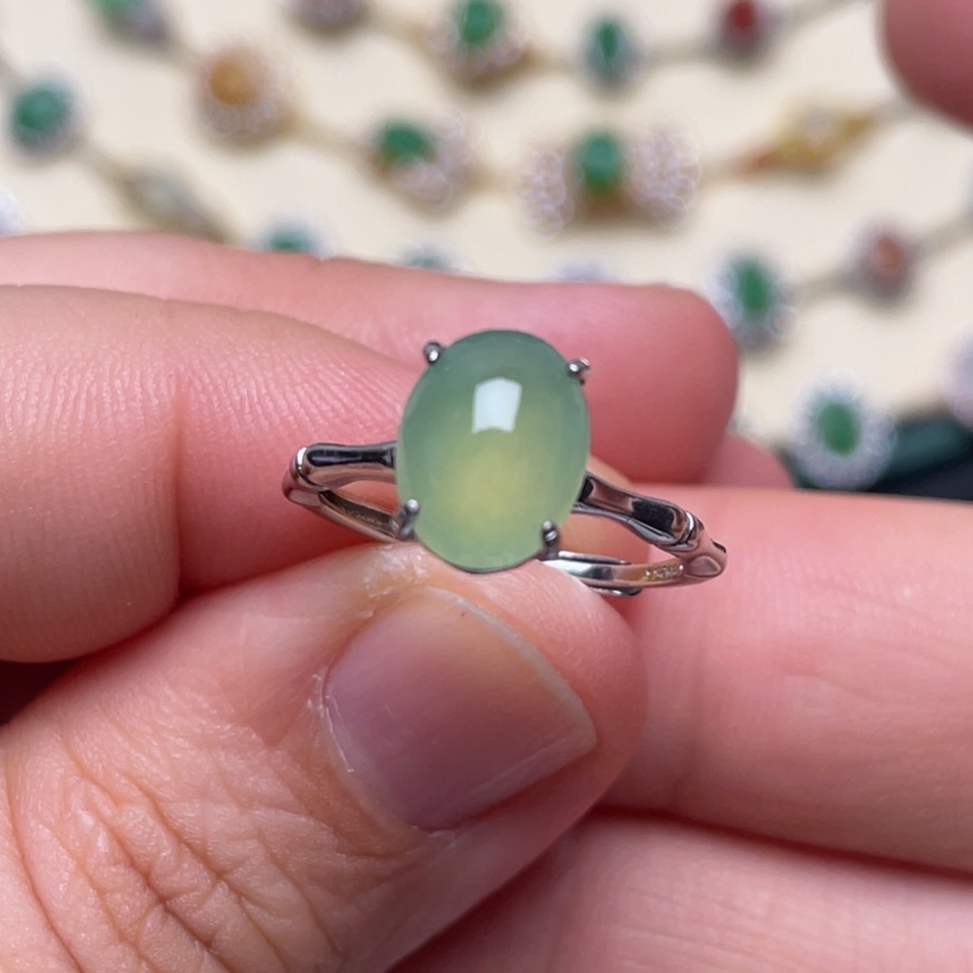 翡翠戒指银S925镶嵌纯天然缅甸翡翠