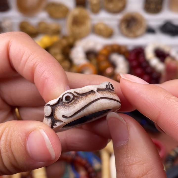 驼骨其他牛骨雕刻金蟾跑环22微瑕