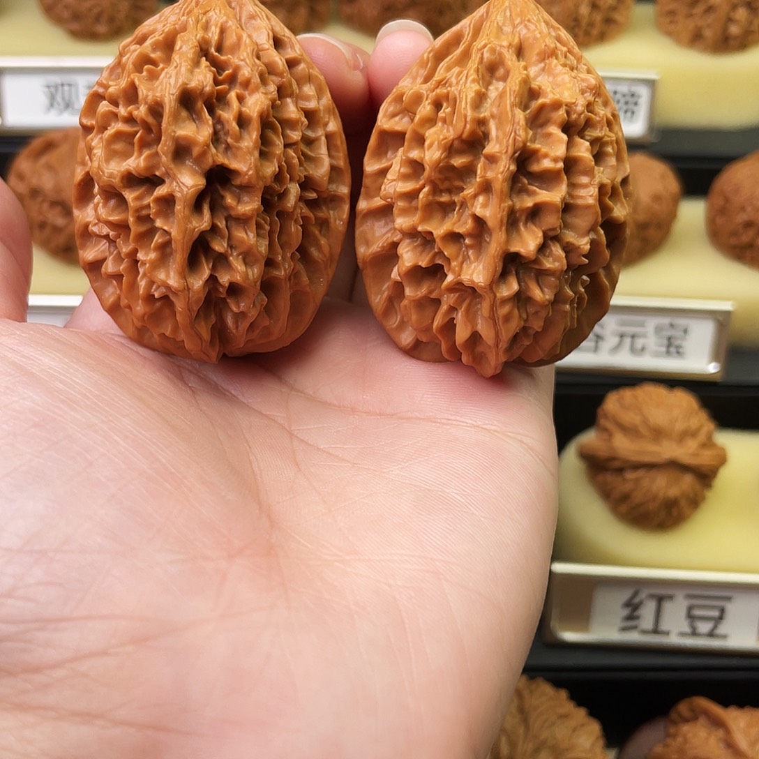 文玩核桃吊坠招财鼠40尺981