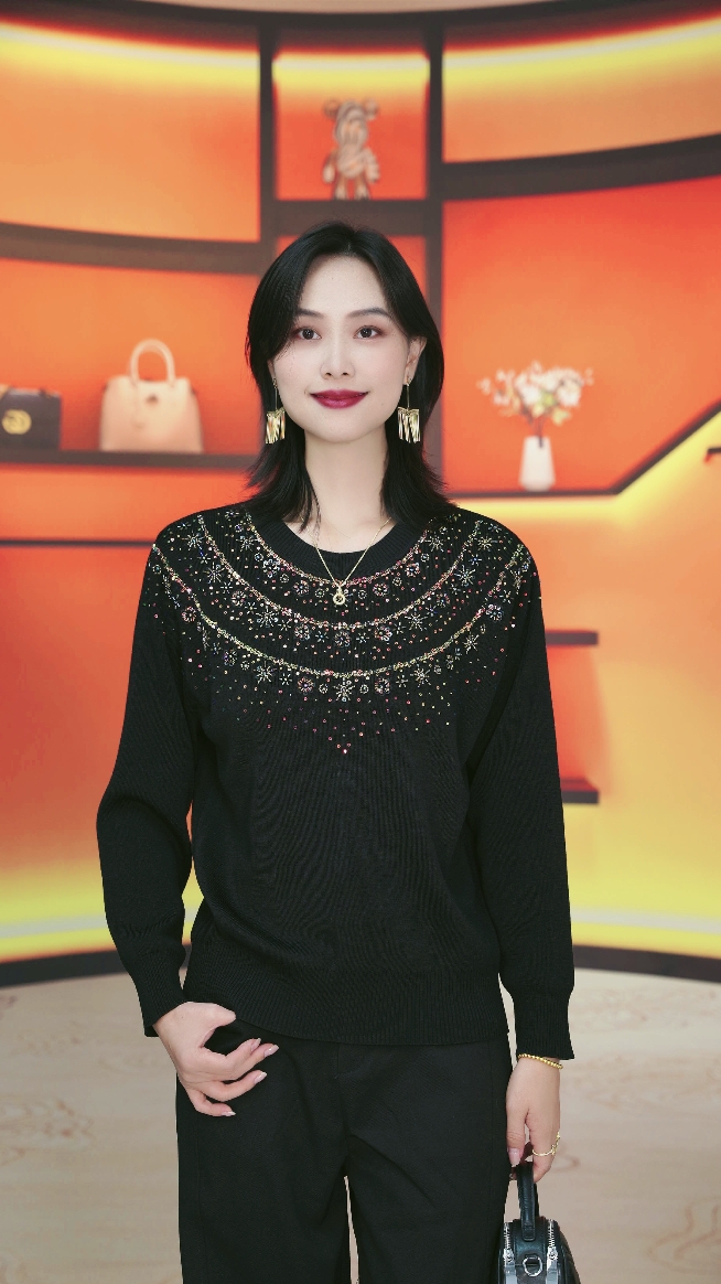 秋冬新款百搭显瘦减龄舒适透气女针织提花套头毛衣