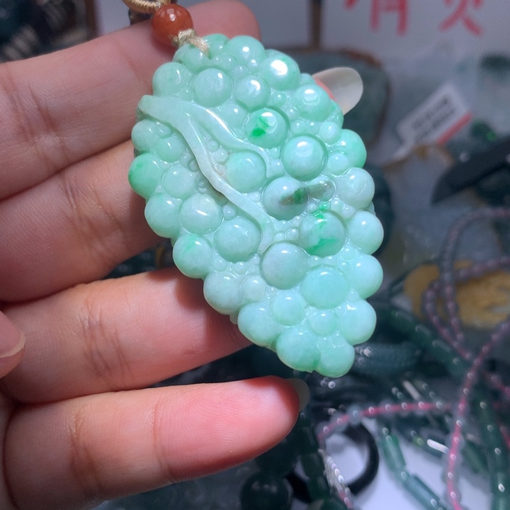 翡翠颈饰未镶嵌保真天然A货翡翠