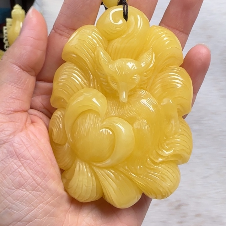 未镶嵌蜜蜡珠宝奇石