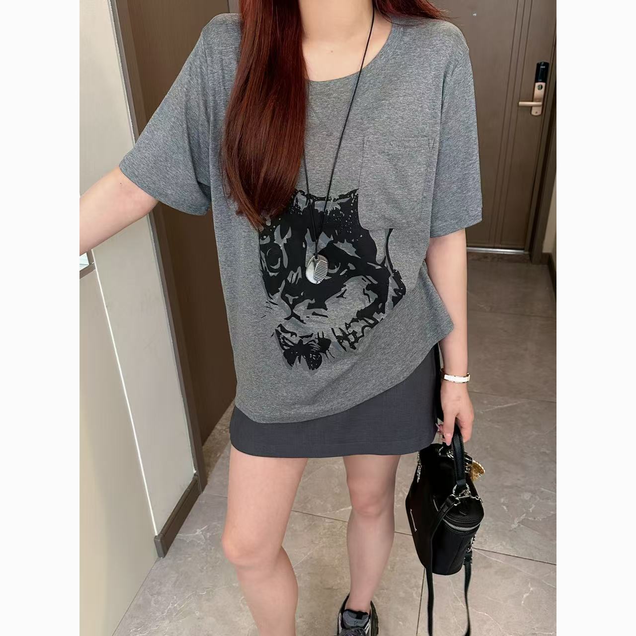  Xiaix【蝴蝶猫猫】百搭宽松辣妹显瘦猫猫圆领短袖莱赛尔T恤TX25316