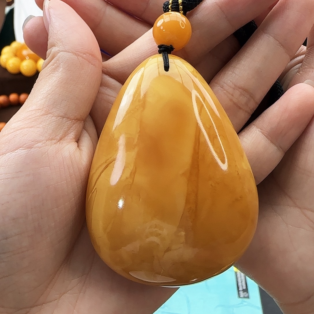 琥珀颈饰未镶嵌吊坠