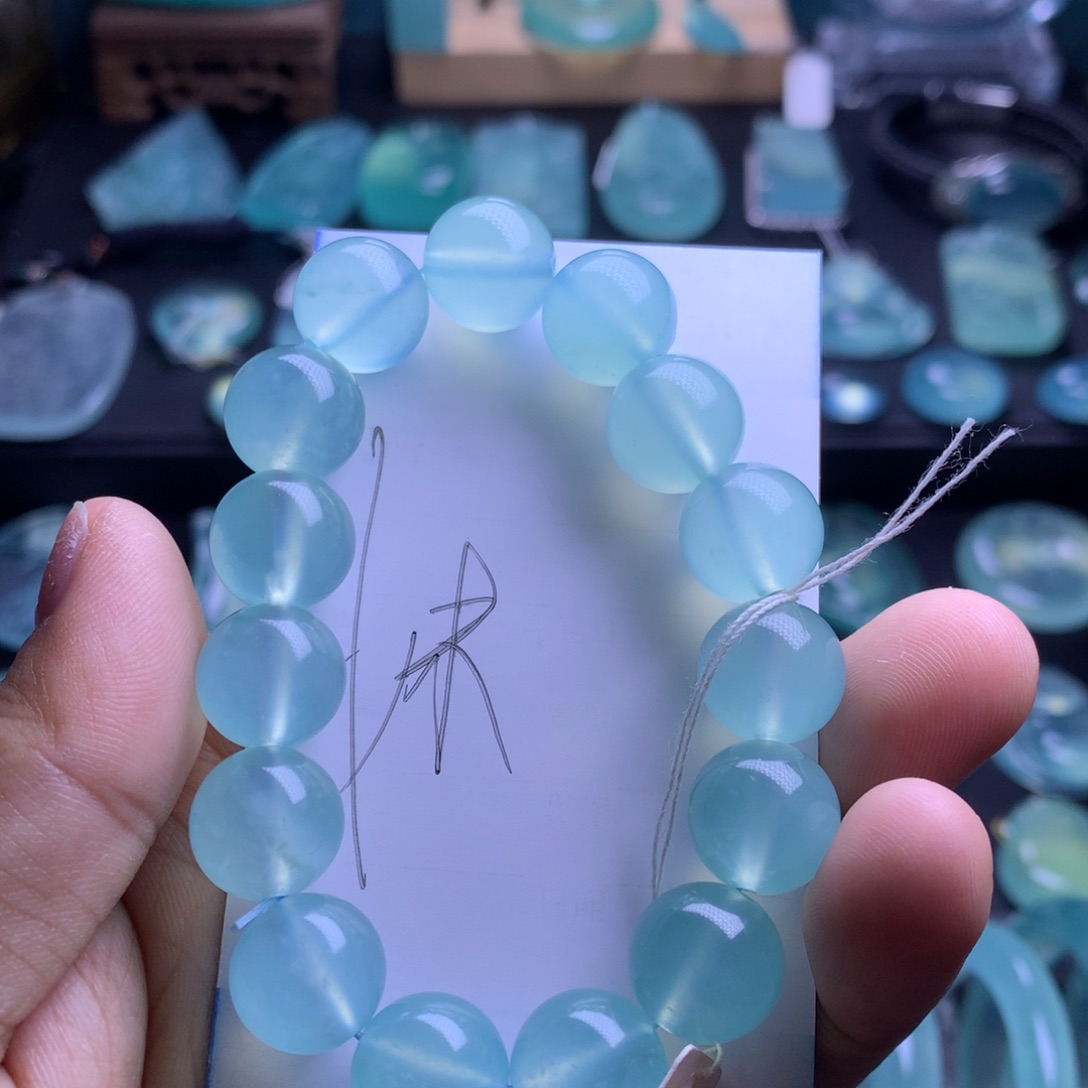 蛇纹石玉手串未镶嵌