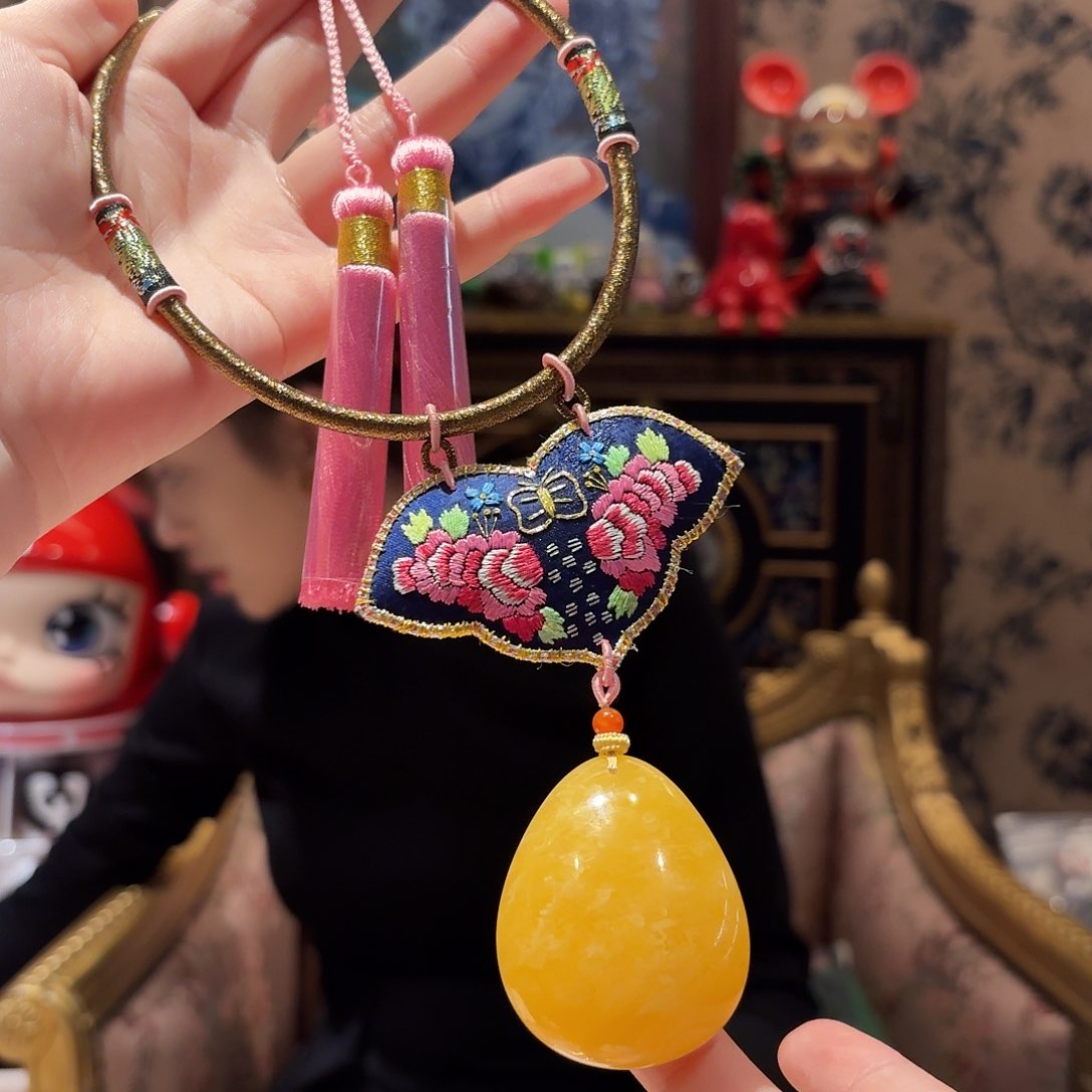 蜜蜡颈饰未镶嵌颈饰