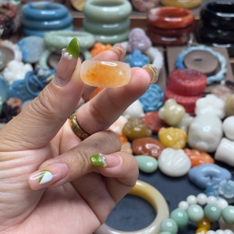合金石英质玉（黄龙玉）手链?*K