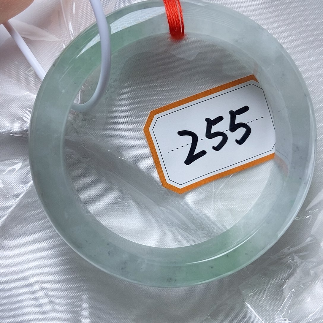 翡翠手镯未镶嵌57.6