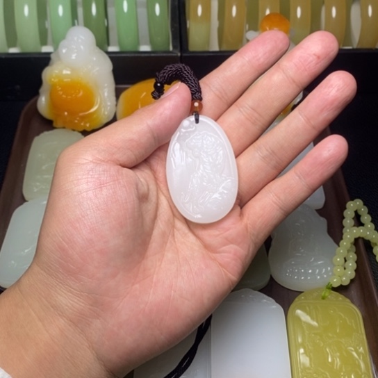 福利款白色上山虎虎牌