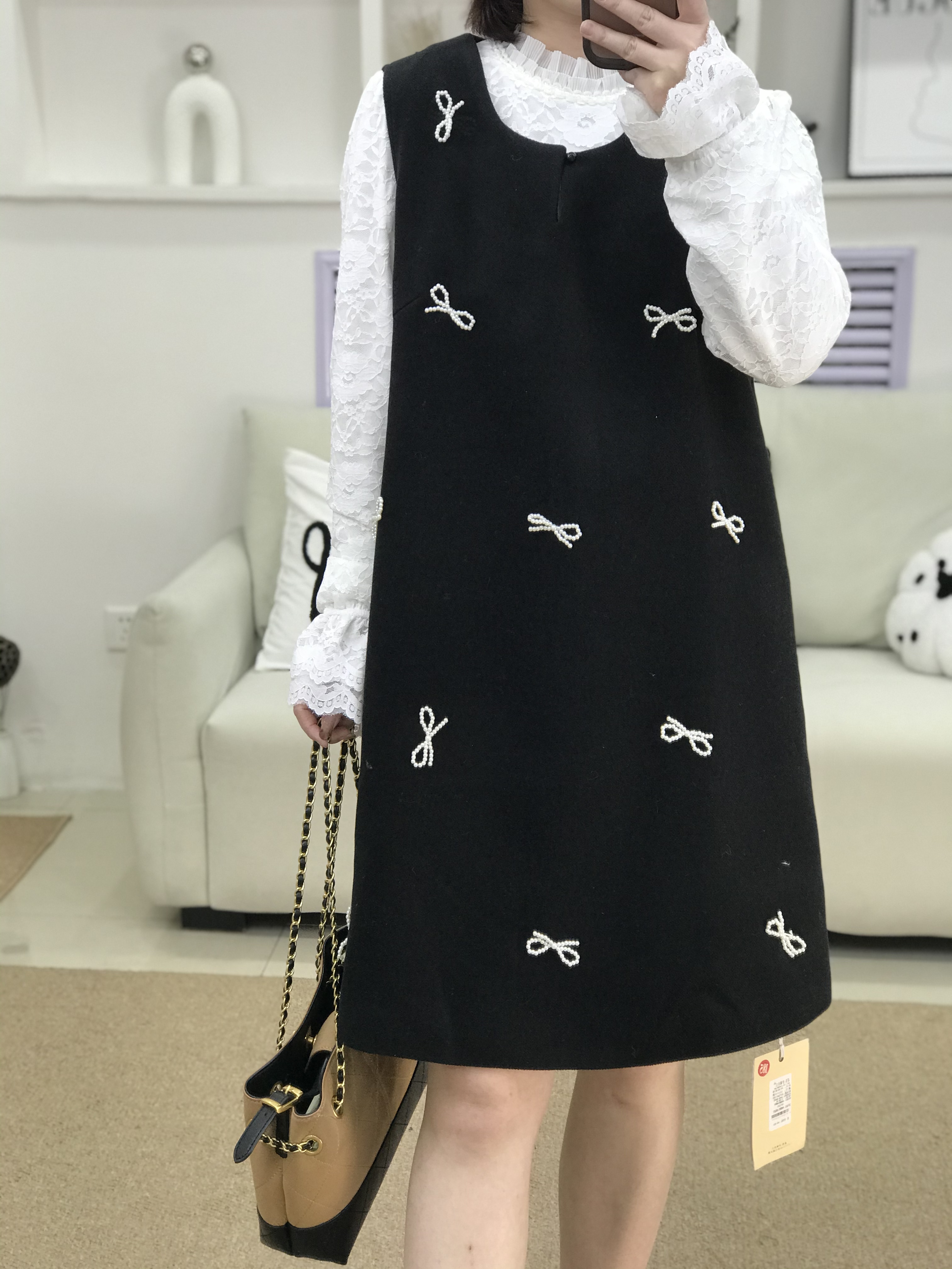 {莹莹推荐}55318冬季大码女装韩系学院加绒蕾丝衫+背心裙两件套