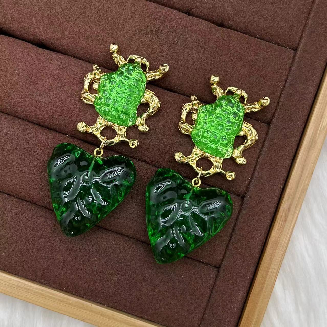 合金树脂耳饰 远远（YY775）饰品甜美设计师时尚耳饰绿色少女夸张