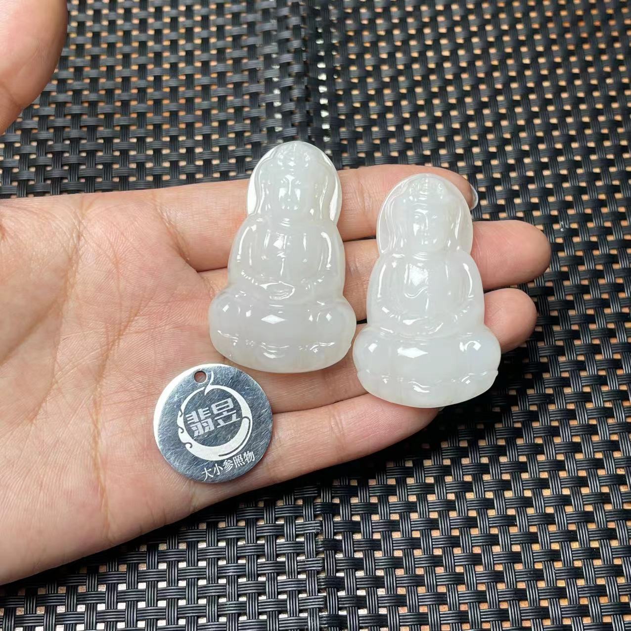 37378T13-4N3-和田玉吊坠绑绳/多样性发其一