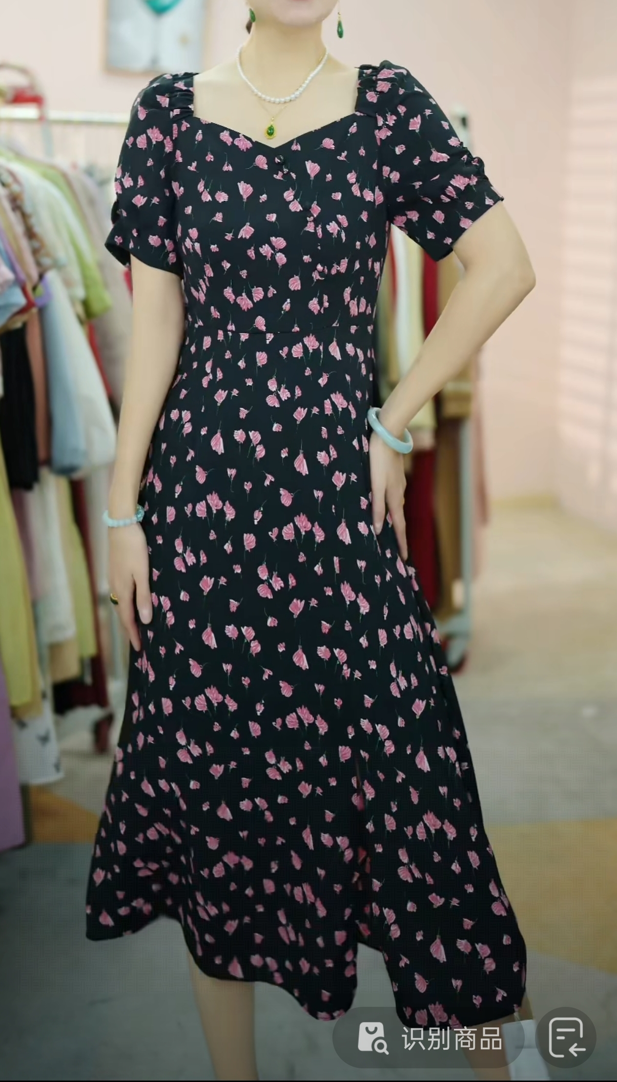 K2018夏季新款时尚显瘦碎花方领收腰中长款连衣裙