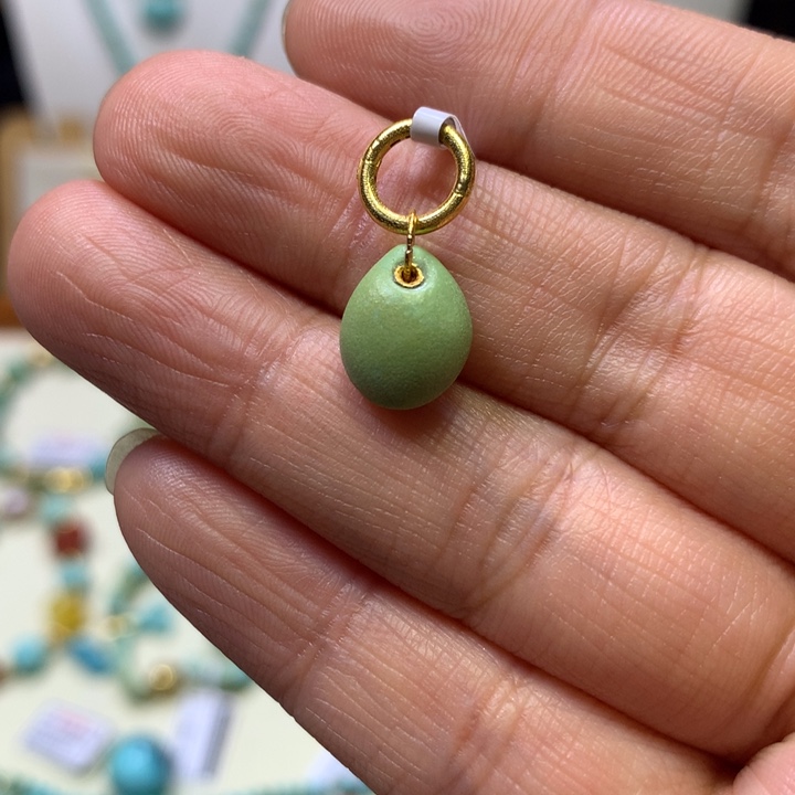 绿松石18K金镶嵌挂件