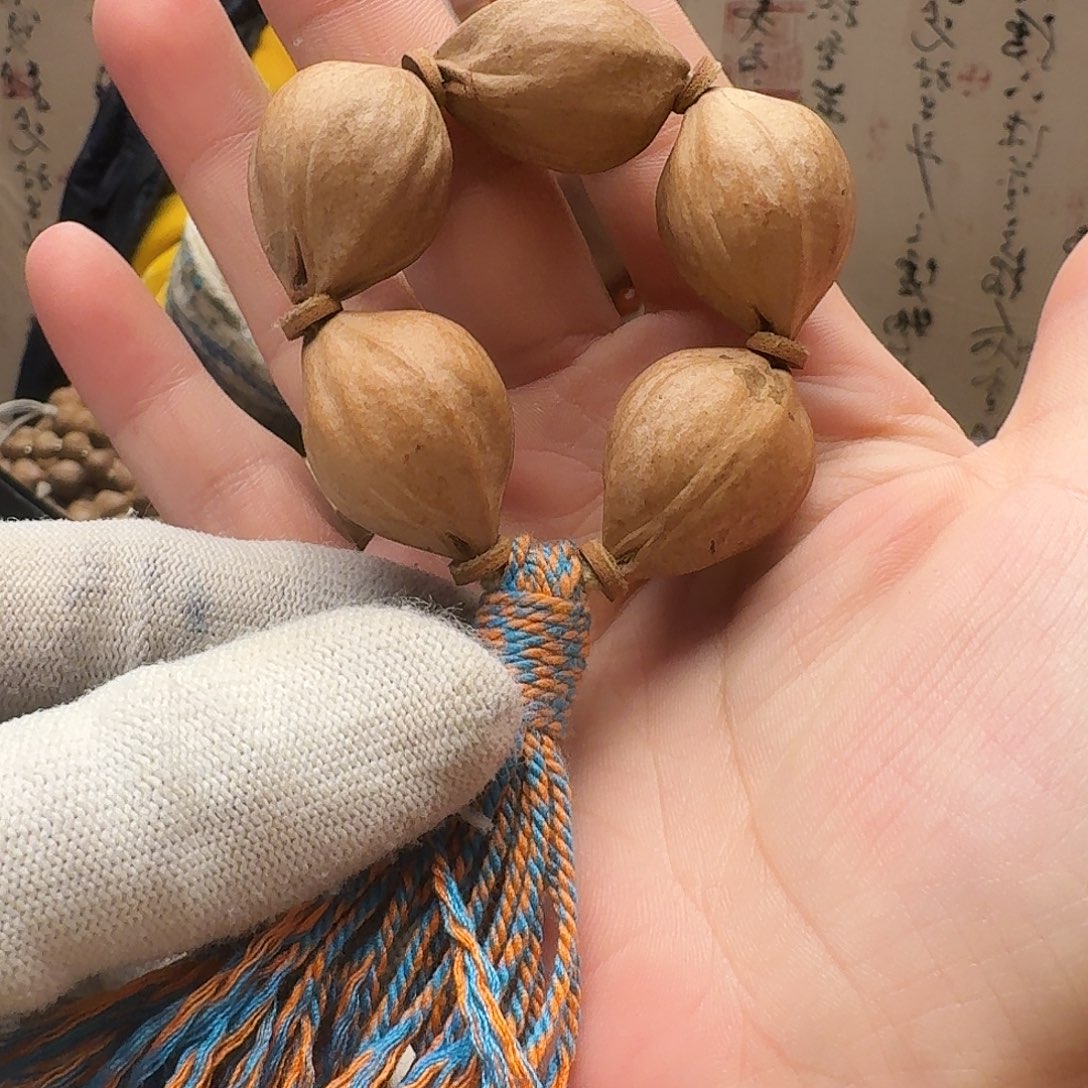 手串橄榄核蒜头核
