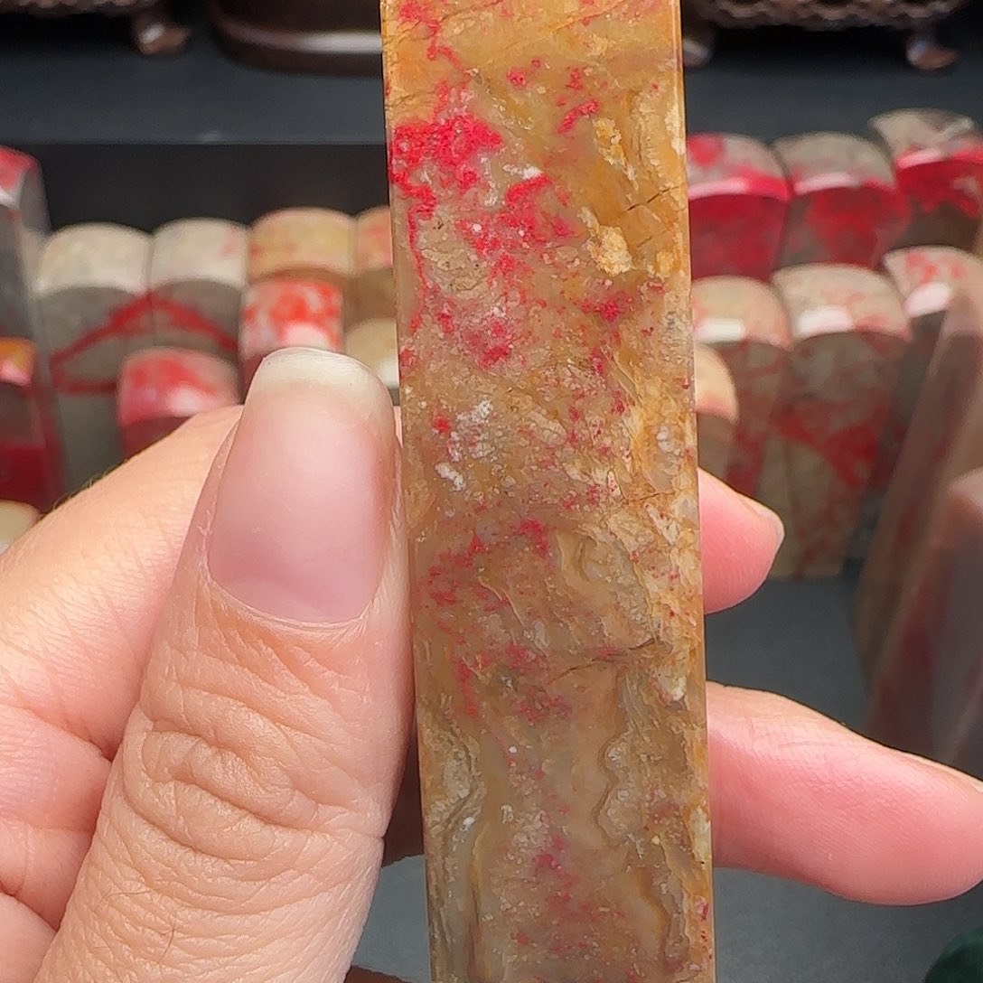 昌化石昌化鸡血石