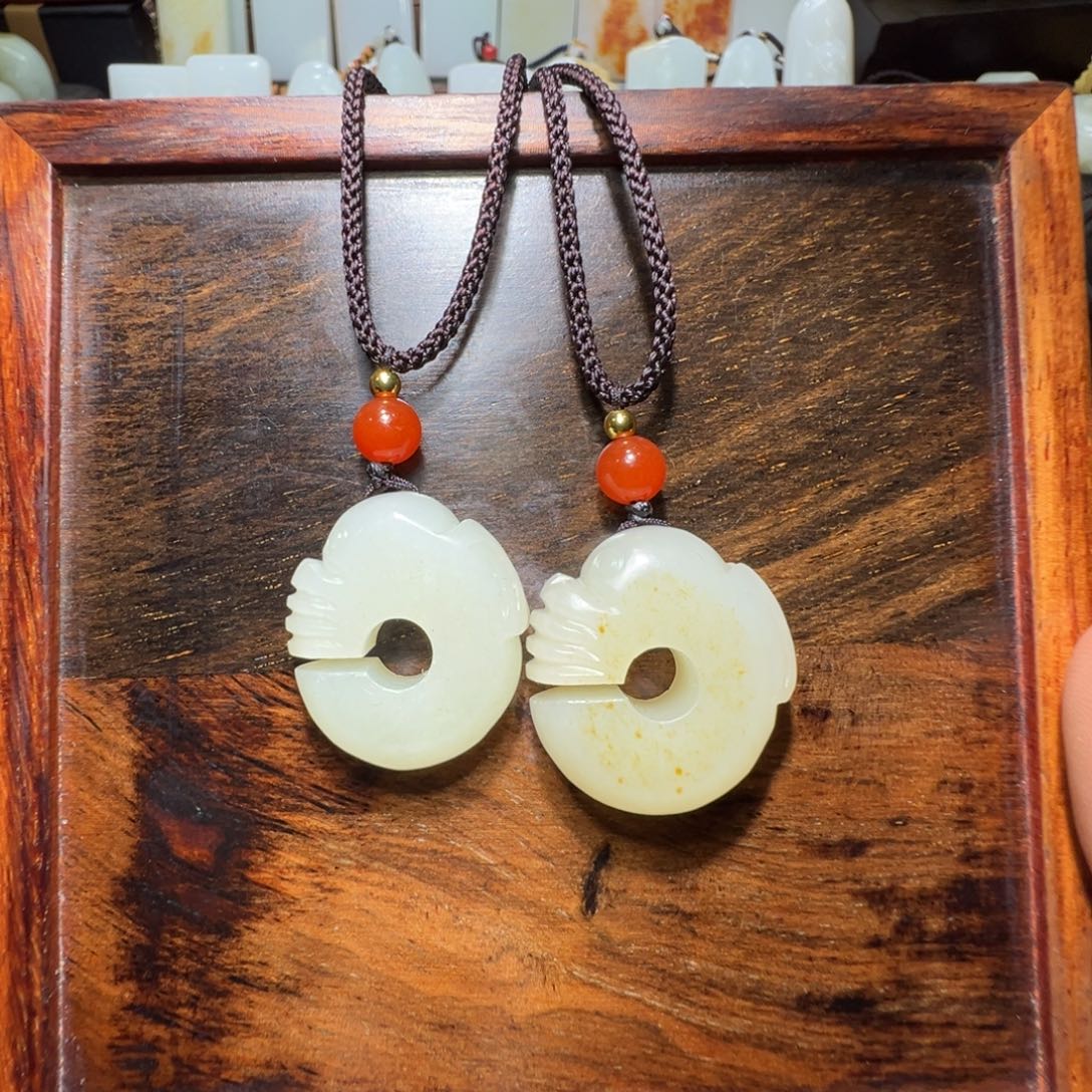 和田玉吊坠(不含链)未镶嵌温**行