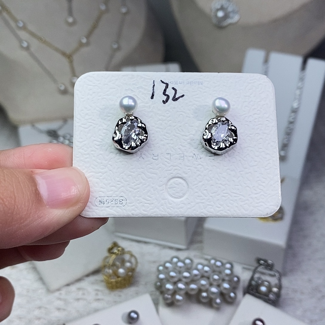 耳饰银S925镶嵌淡水珍珠