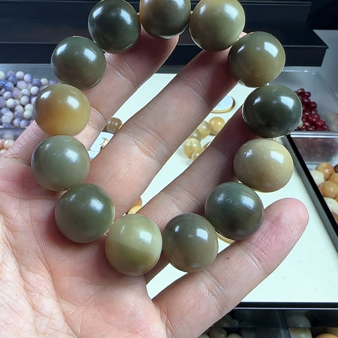 菩提根/象牙果手串龙*卡19苹果一条瑕疵