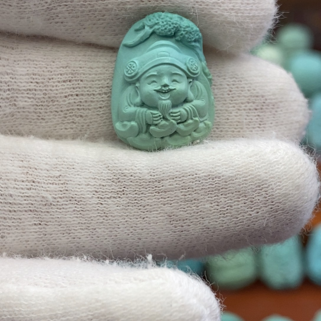 绿松石未镶嵌珠宝奇石